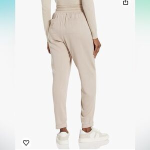 NWOT****Splendid cream jogger